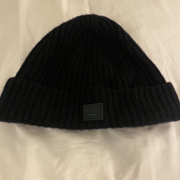 Acne Studios Black Ribbed Beanie Hat - Picture 3 of 3